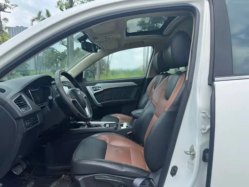 Vision X6 1.3 T CVT Luxury
