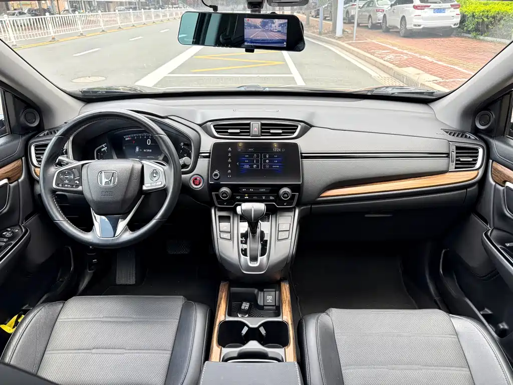 Honda CR-V 240 TURBO CVT 4 WD Distinguished