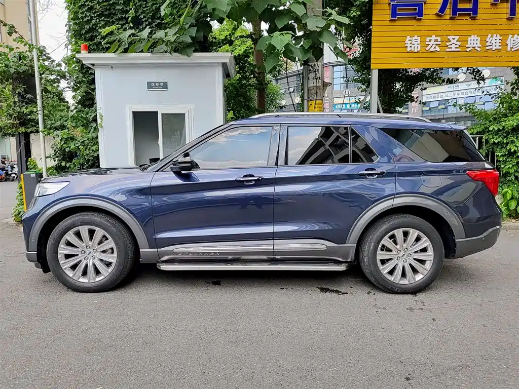 Explorer EcoBoost 285 4 WD Titanium 7-seat