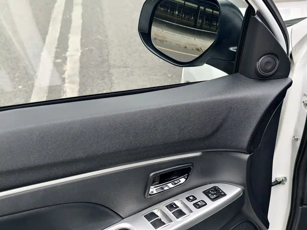 ASX 2.0 L CVT 2 WD Premium