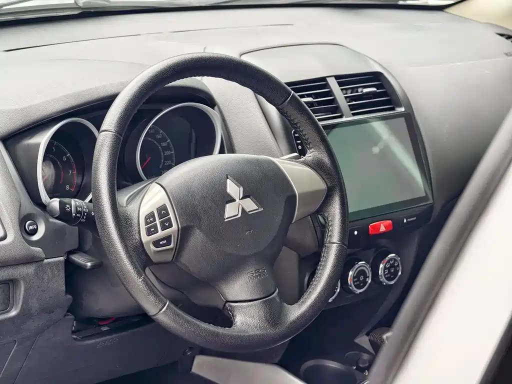 ASX 2.0 L CVT 2 WD Premium
