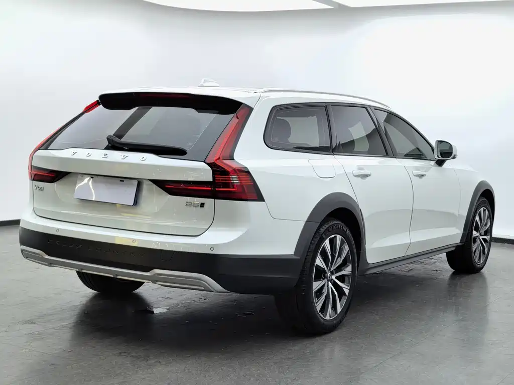 Volvo V90 Cross Country B5 AWD Smart Vision
