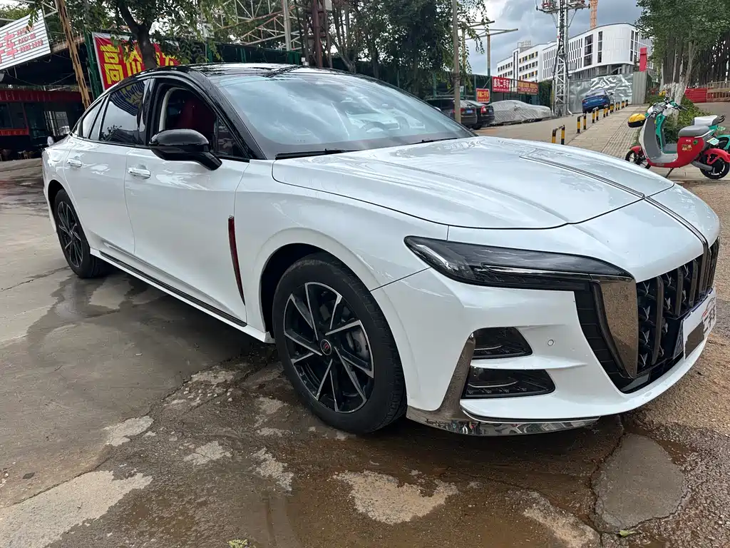 Hongqi H6 红旗H6 2025款 2.0 T 致臻版
