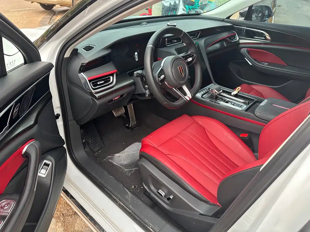 Hongqi H6 红旗H6 2025款 2.0 T 致臻版