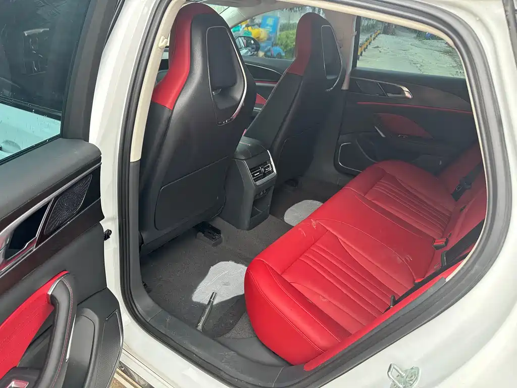 Hongqi H6 红旗H6 2025款 2.0 T 致臻版