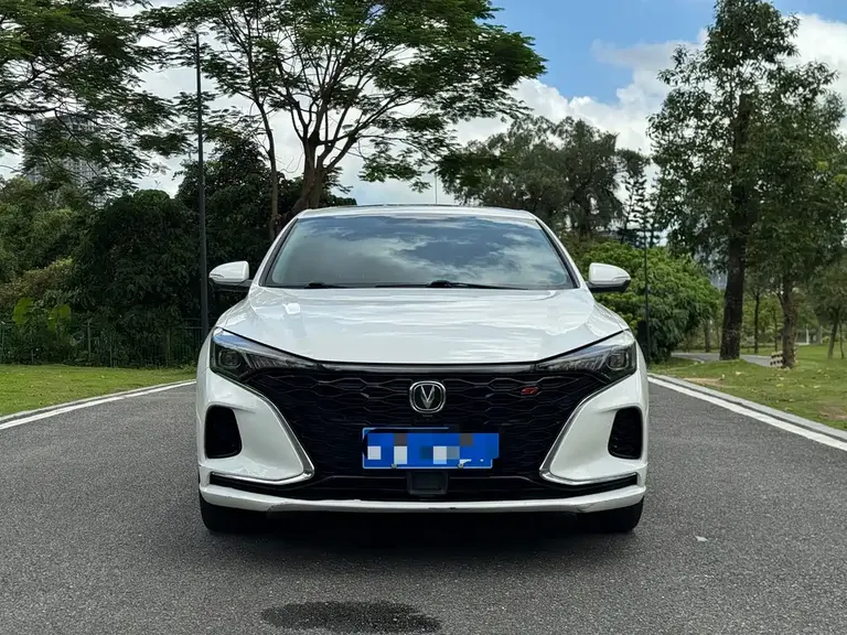 Changan Eado PLUS Blue Whale NE 1.4 T GDI DCT Flagship