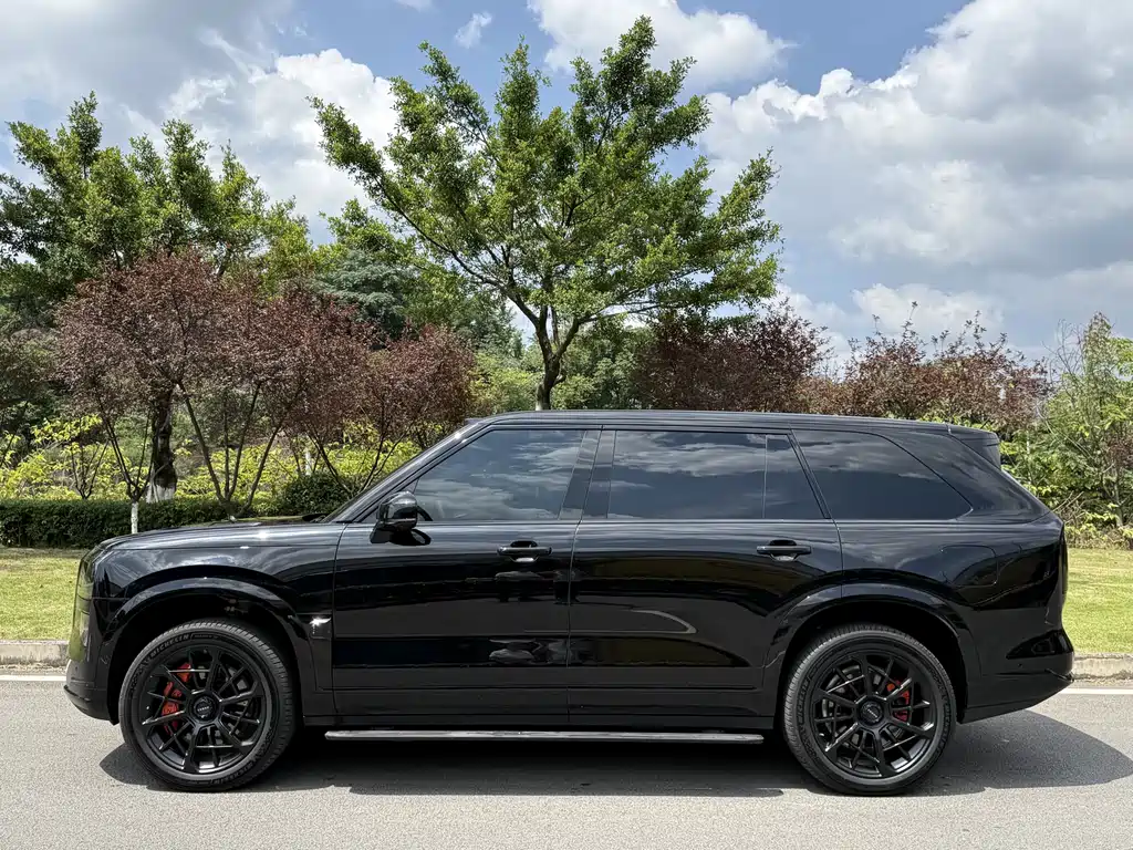 Zeekr 9 X Black Shine 70 kWh