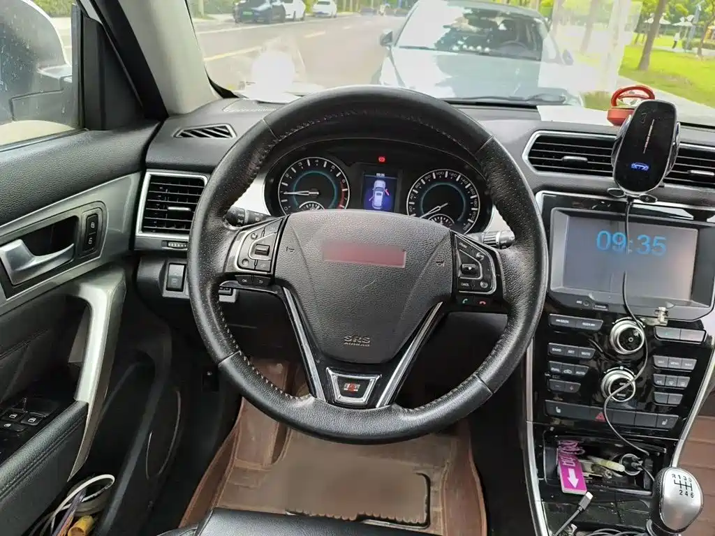Haval H2 1.5 T Manual 2 WD Distinguished