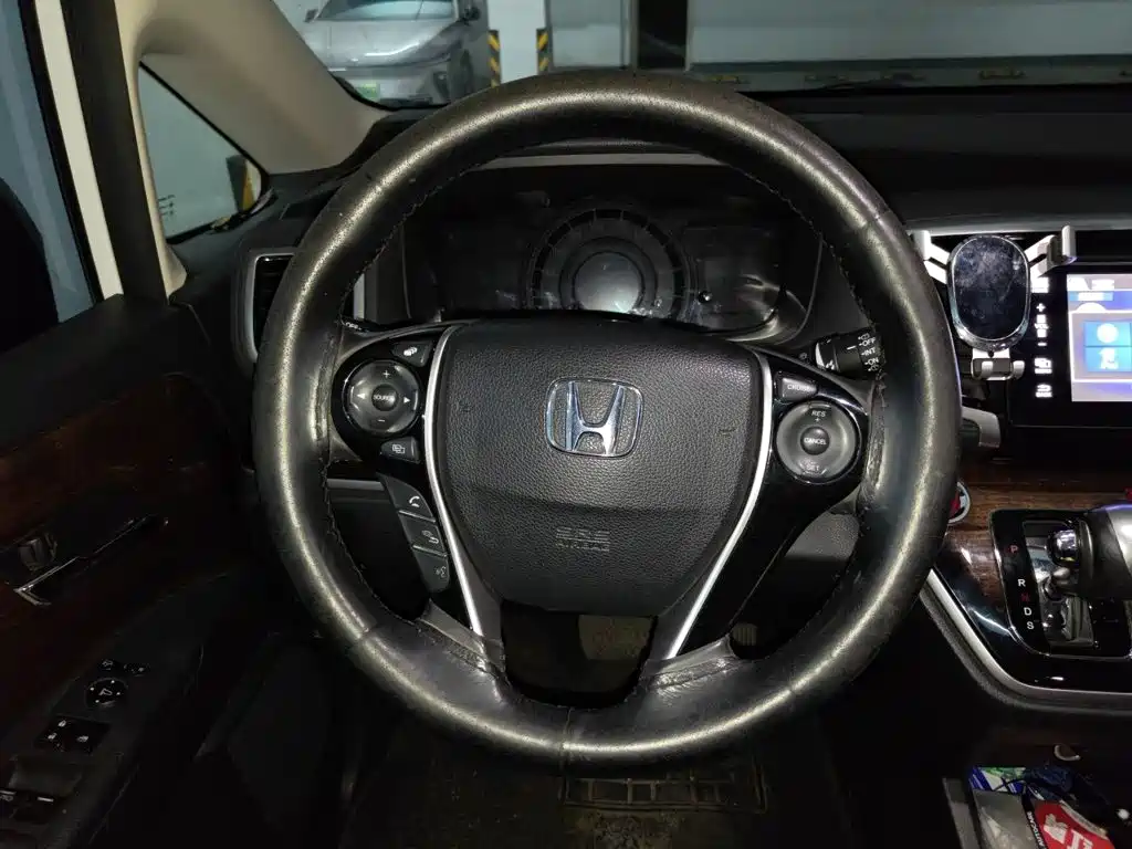 Odyssey Facelift 2.4 L Smart Enjoyment