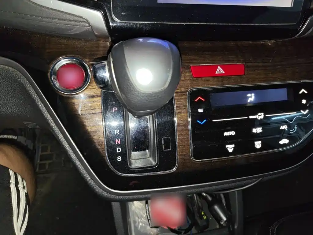 Odyssey Facelift 2.4 L Smart Enjoyment