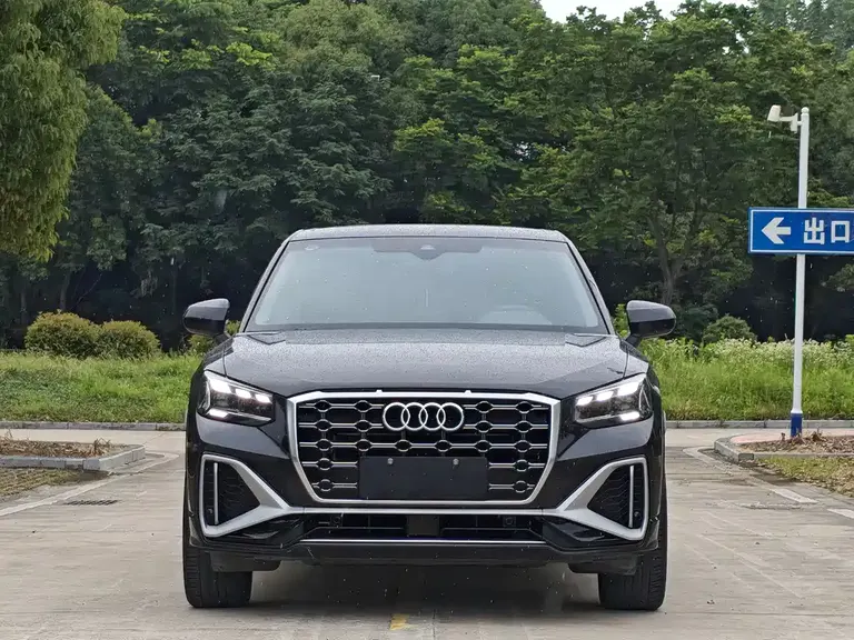 Audi Q2 L 35 TFSI Fashion Dynamic