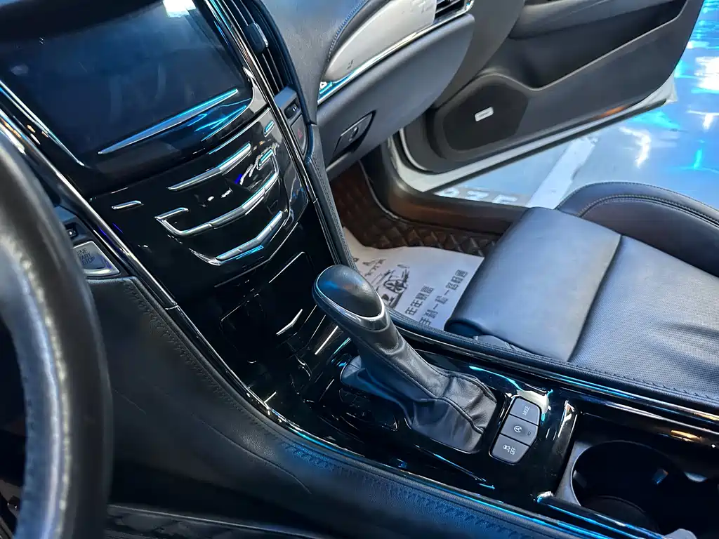 Cadillac ATS-L 28 T Fashion