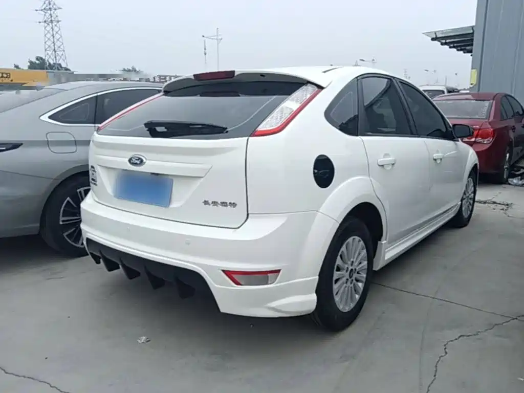 Focus Hatchback Classic 1.8 L Auto Fashion