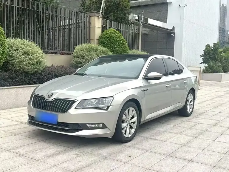 Skoda Superb TSI280 DSG Comfort CN-V