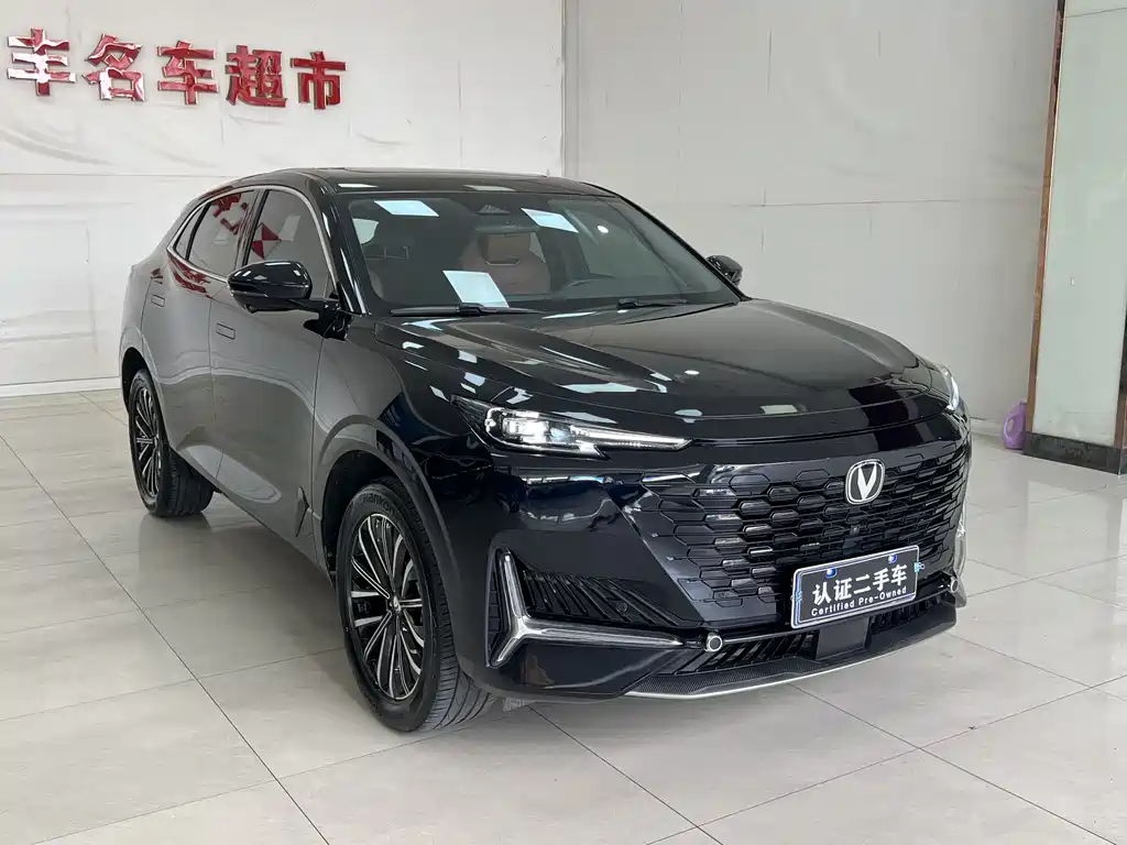 Changan UNI-K 2.0 T 2 WD Joy