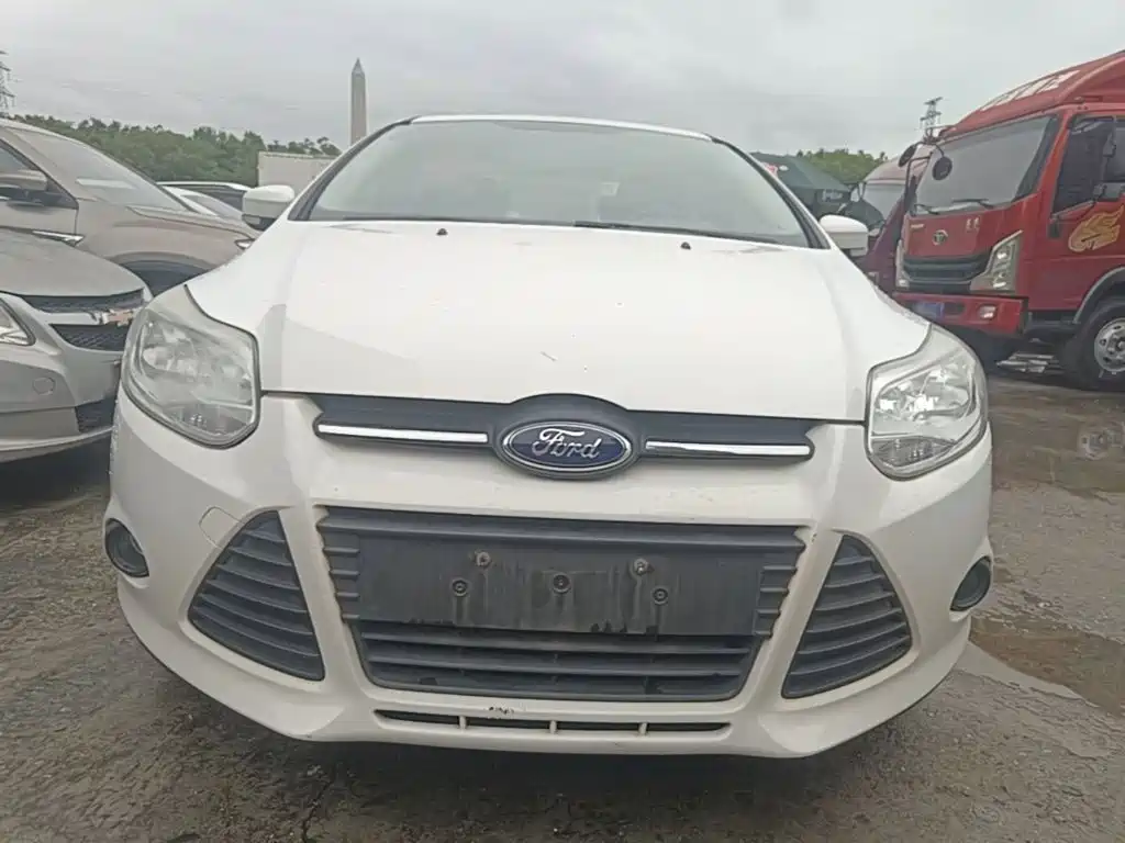 Focus Sedan 1.6 L Auto Comfort
