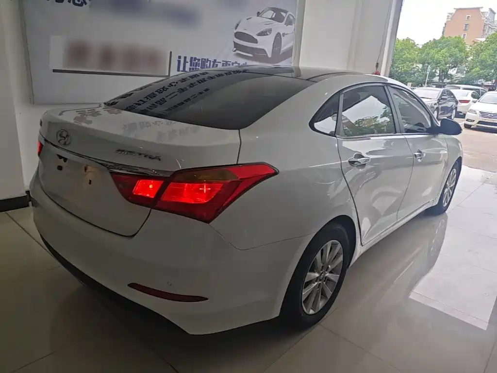 Mistra 1.8 L Auto Intelligent GLS