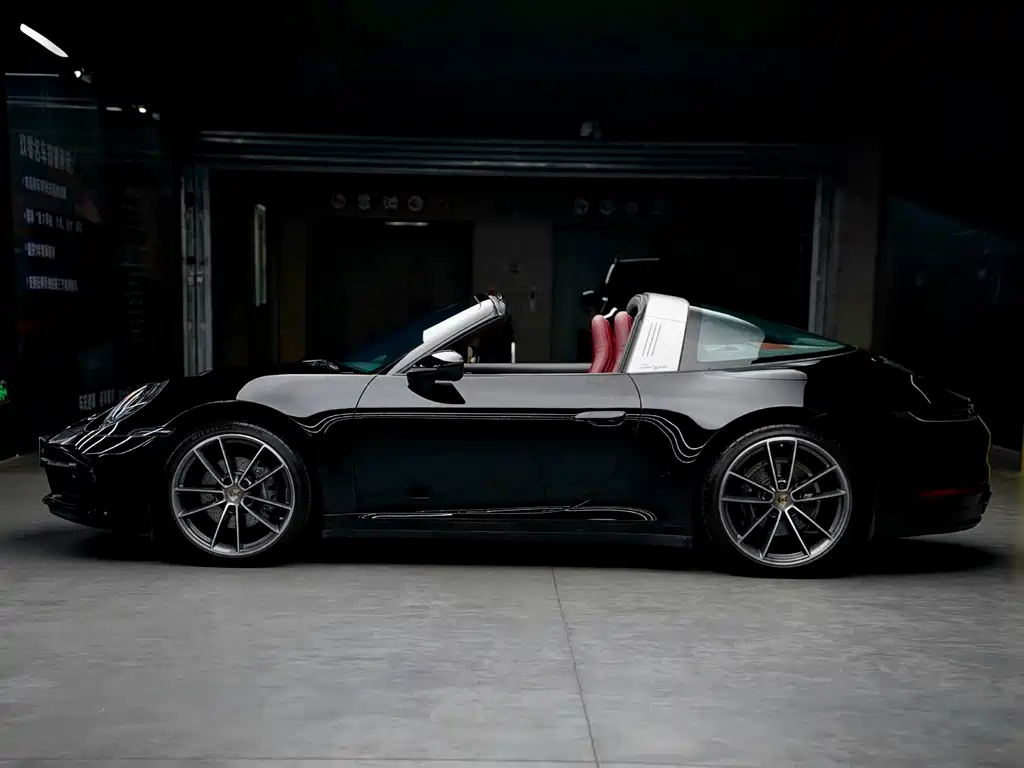 Porsche 911 Targa 4 3.0 T