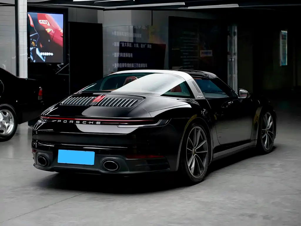 Porsche 911 Targa 4 3.0 T