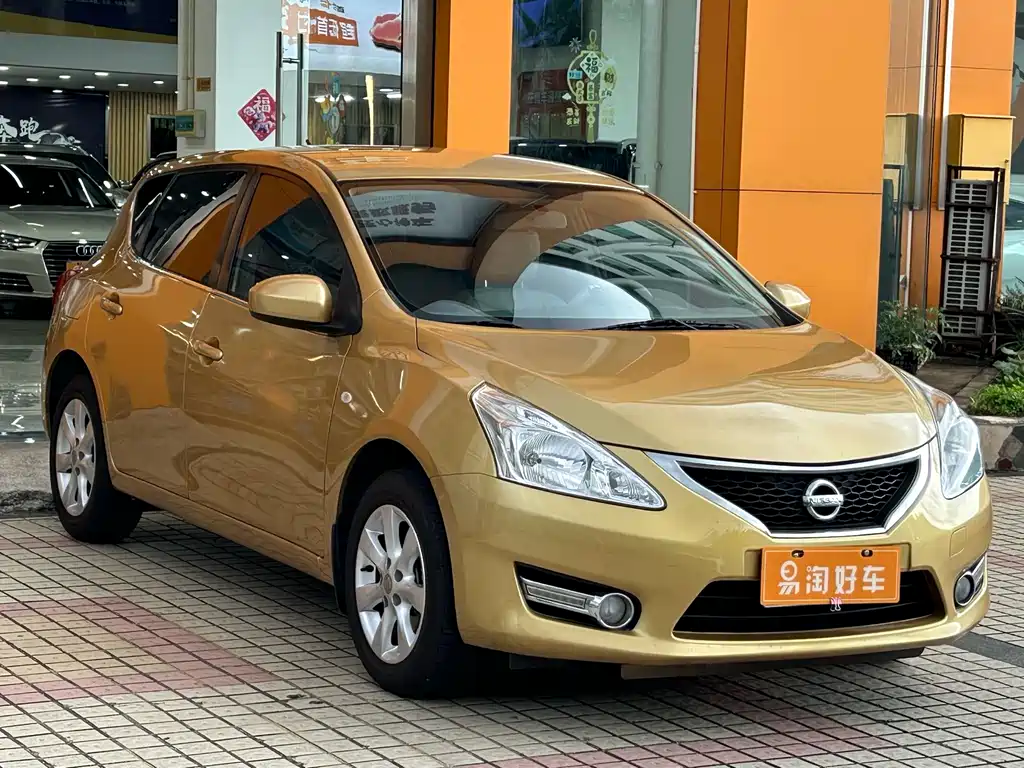 Tiida 1.6 L CVT Comfort