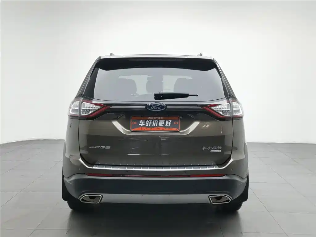 Edge EcoBoost 245 2 WD Grand Sharp 7-seat