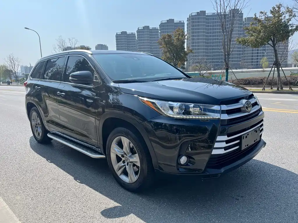 Highlander 2.0 T 2 WD Luxury 7-seat