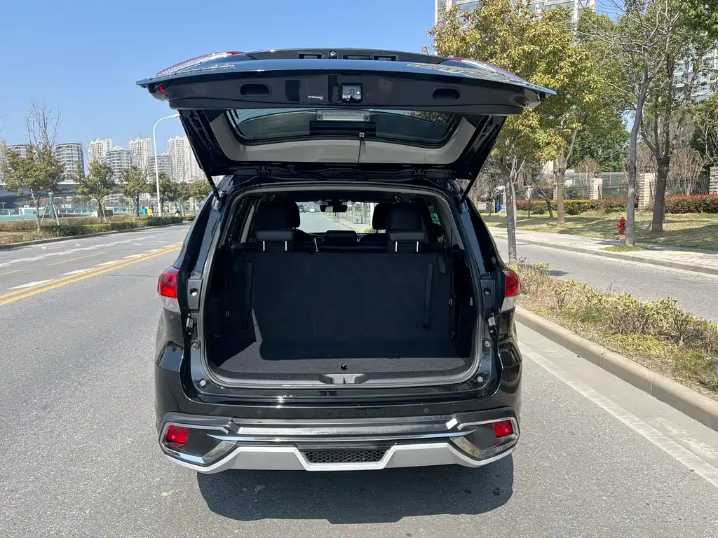 Highlander 2.0 T 2 WD Luxury 7-seat