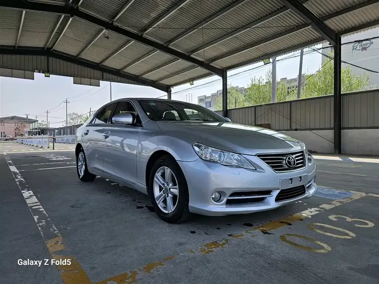 Toyota Mark X 2.5 S Demeanor