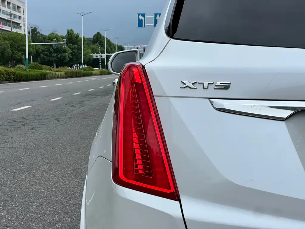 Cadillac XT5 25 T Luxury