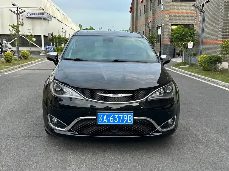 Chrysler Pacifica (Import) 3.6 L Premium