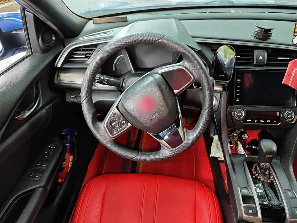 Civic HATCHBACK 220 TURBO CVT New Sharp Control