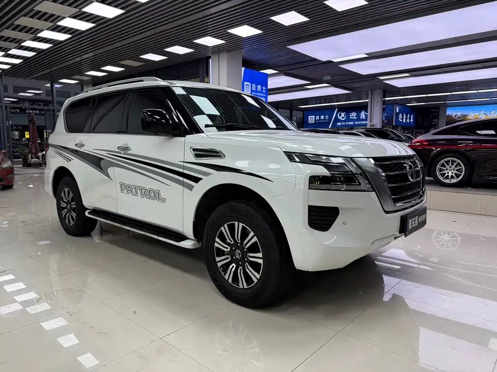 Patrol 4.0 L Middle East