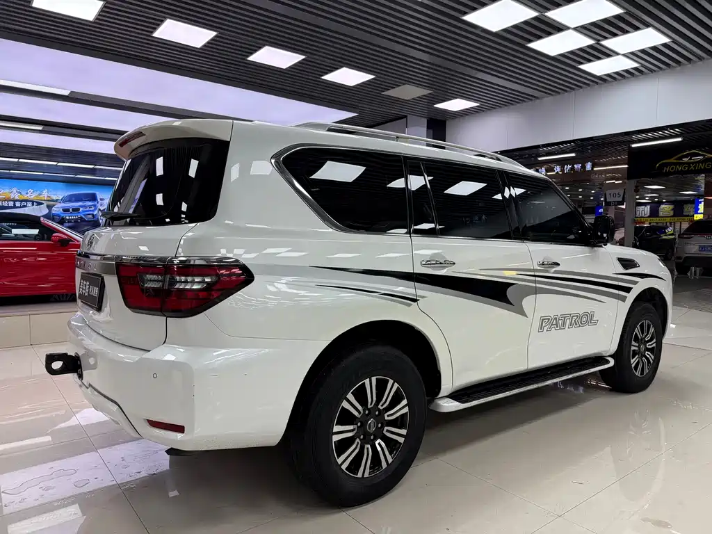 Patrol 4.0 L Middle East