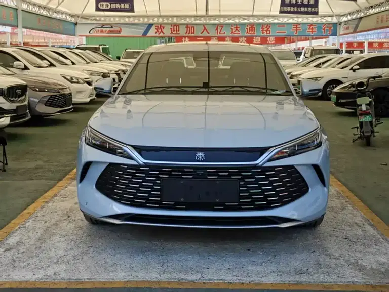 BYD Qin L DM-i 120 KM Transcend