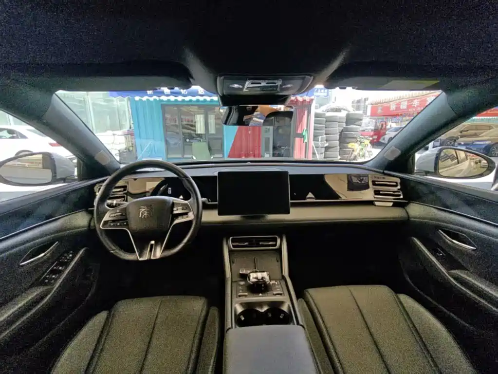 Qin L DM-i 120 KM Transcend