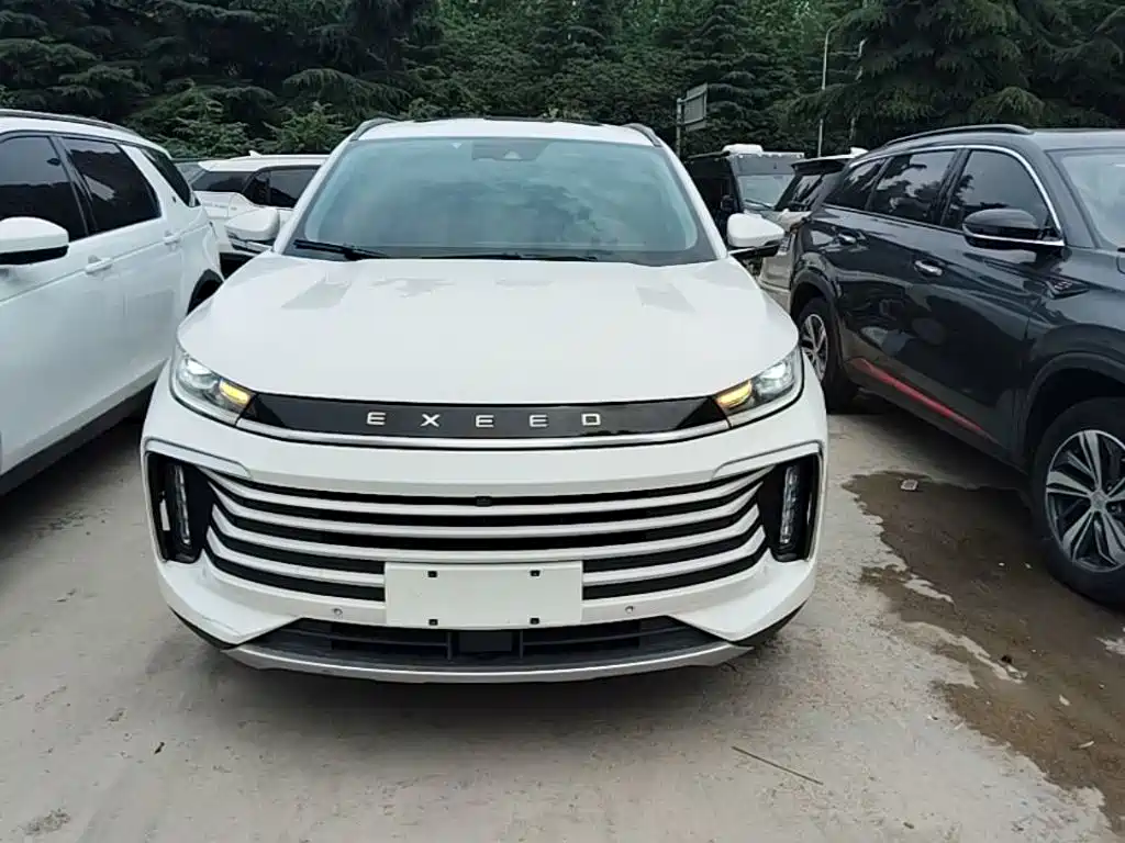 Exeed Lingyun 290 T 2 WD Stellar