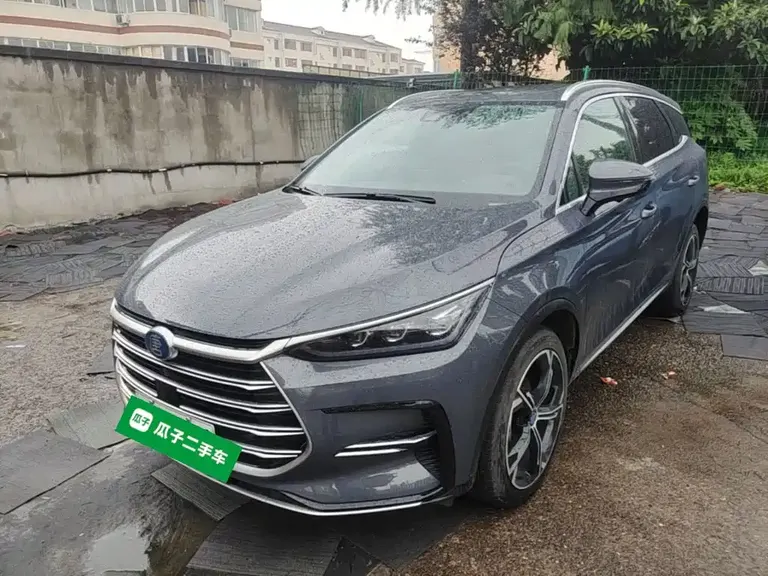 BYD Tang NEV DM-i 112 KM Honored