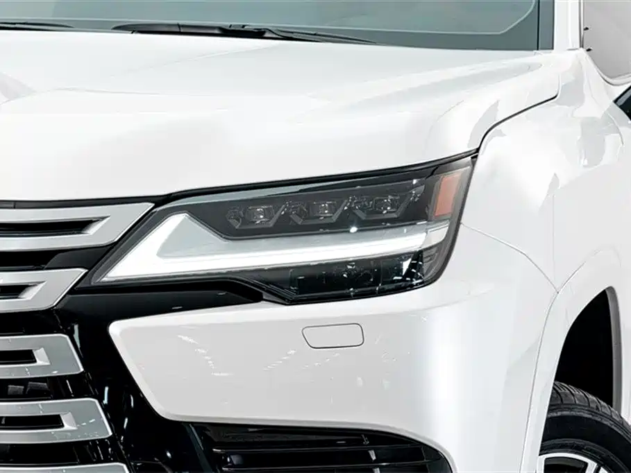 Lexus LX 雷克萨斯LX 2025款 700 h 领途版