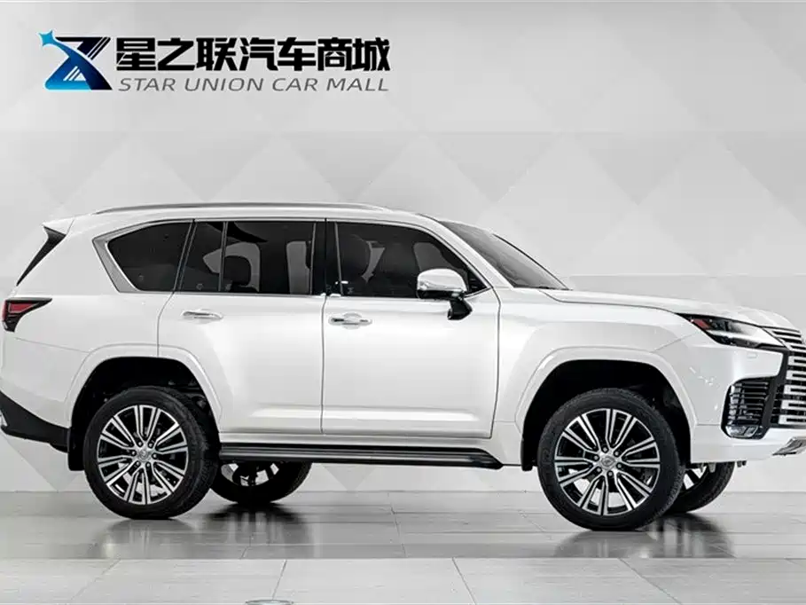 Lexus LX 雷克萨斯LX 2025款 700 h 领途版