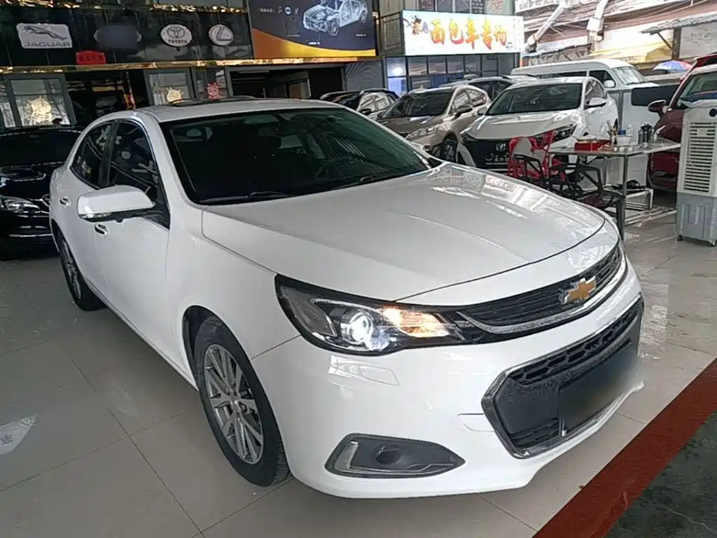 Malibu 2.0 L Auto Luxury