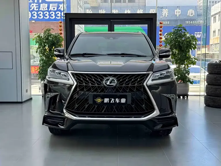 Lexus LX 570 Middle East