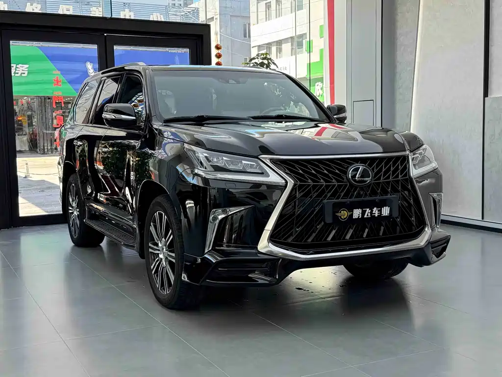 Lexus LX 570 Middle East