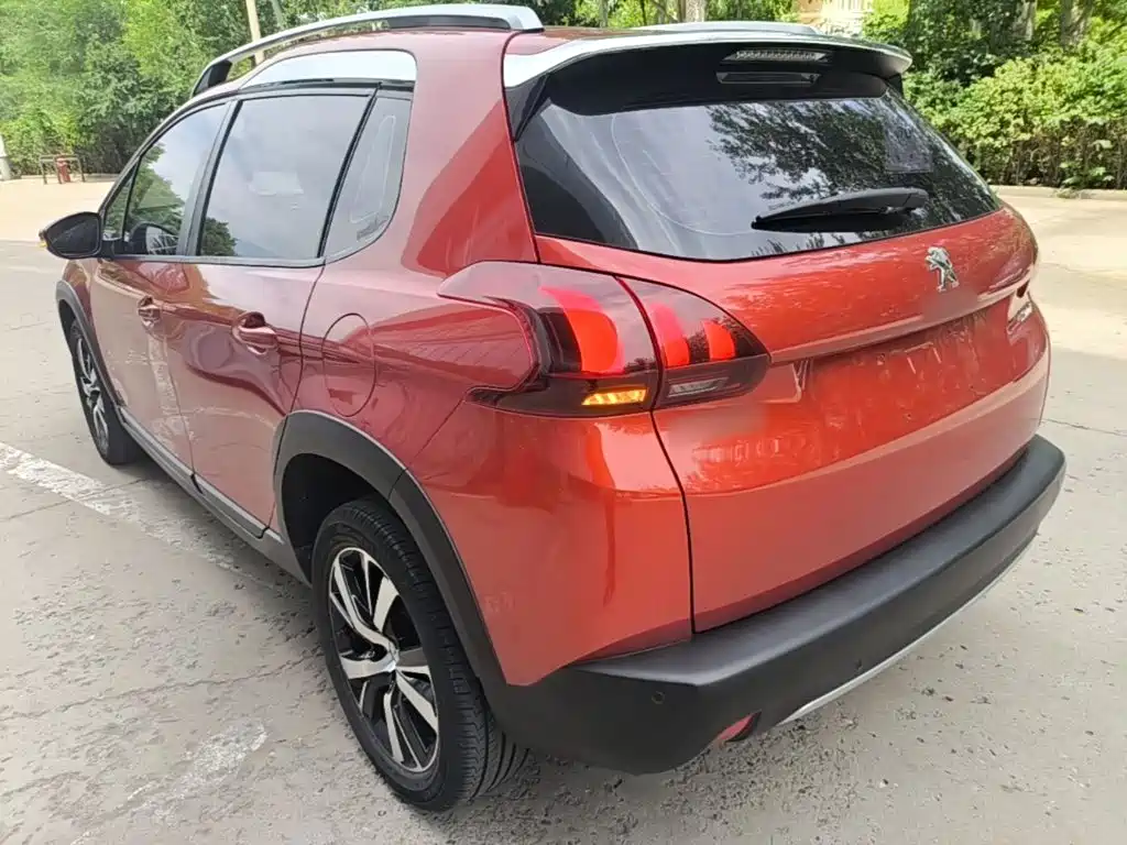 Peugeot 2008 2018 1.6 L Auto Fashion