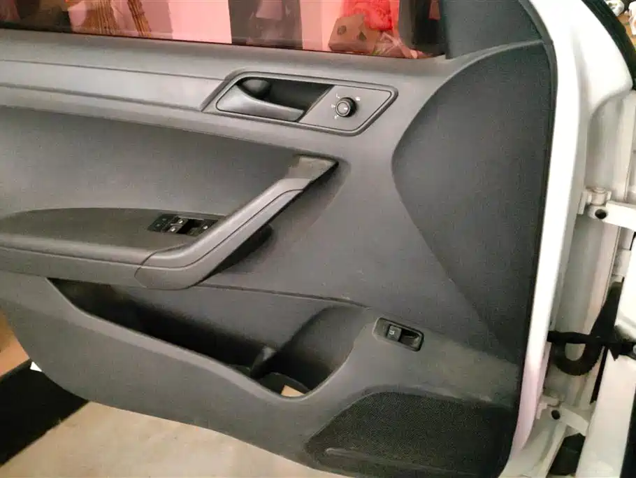 Jetta 1.5 L Manual Fashion
