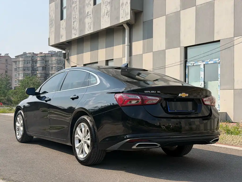 Malibu XL 535 T CVT Sharp Dynamic