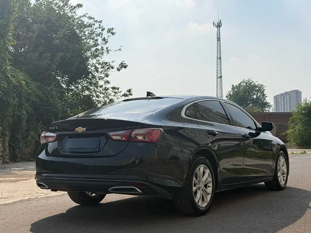 Malibu XL 535 T CVT Sharp Dynamic