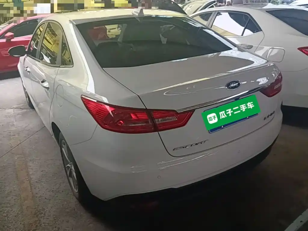 Escort Facelift 1.5 L Auto Joy CN-VI