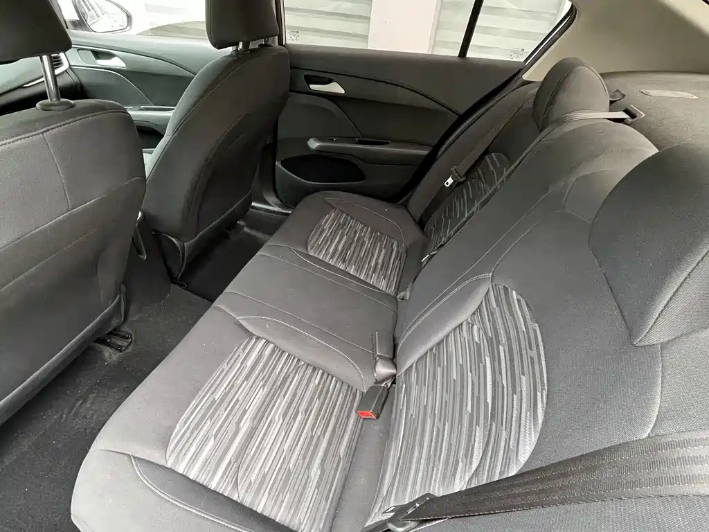 Cavalier 320 Auto Delight Sunroof