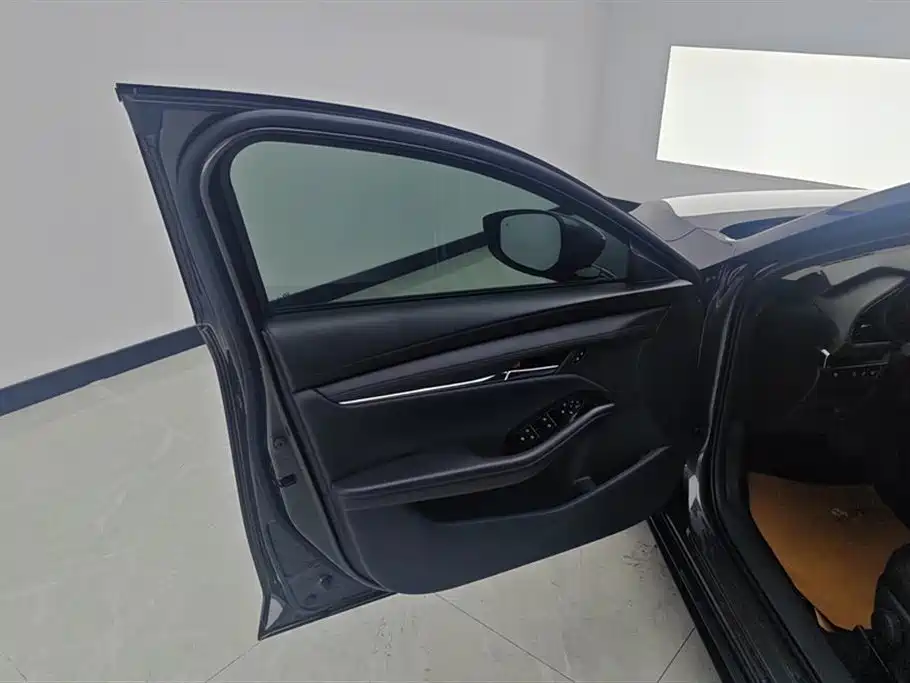 Mazda 3 Axela 2.0 L Auto Quality Elegant