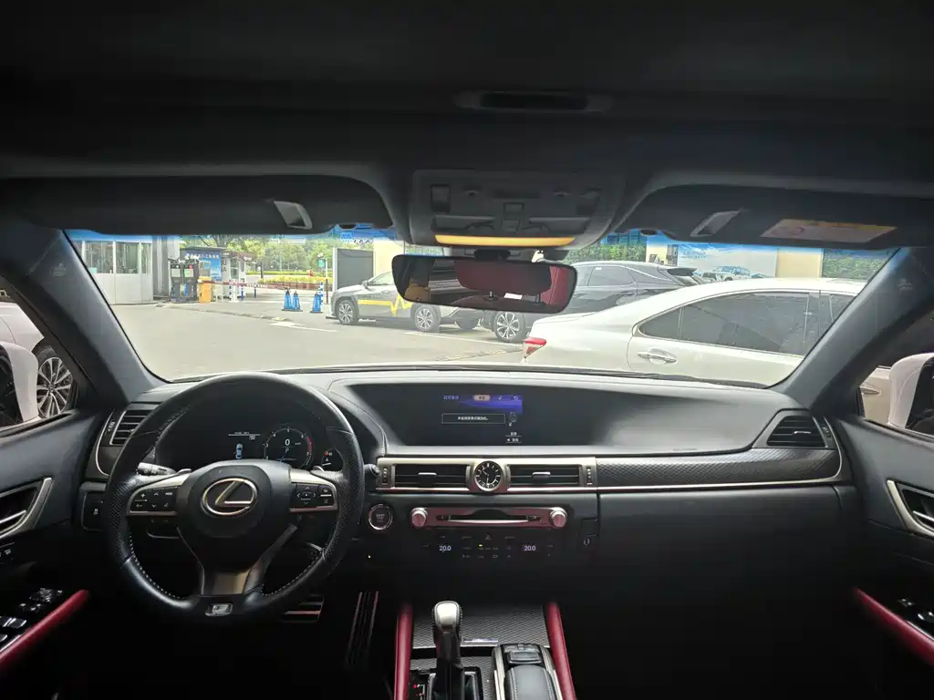 Lexus GS 300 F SPORT